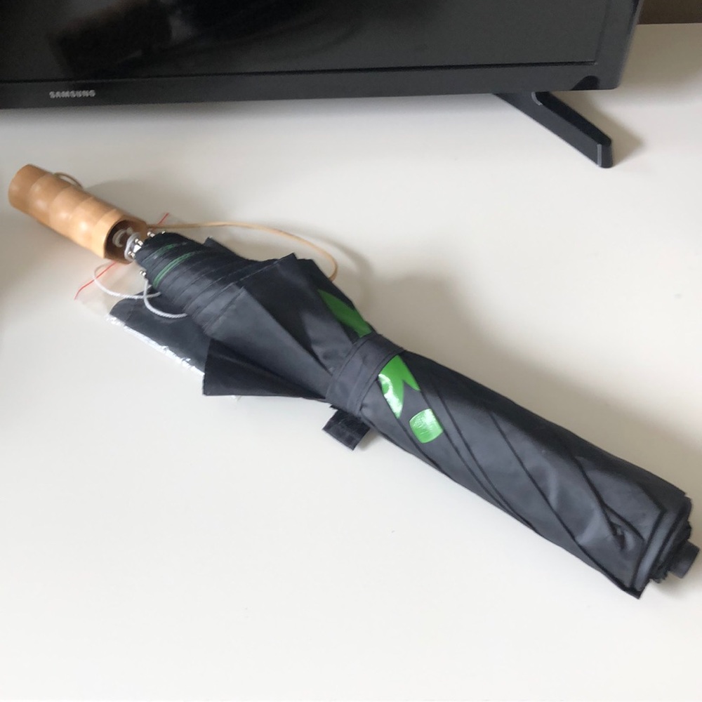 🌂 Arbonne tree umbrella